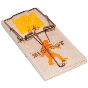 Bigfoot Wooden Rat Trap with Expanded Trigger
